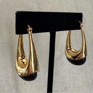 SHASHI Gold Elysee hoop earrings with black stone NWOT